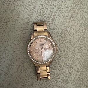 Fossil watch gold